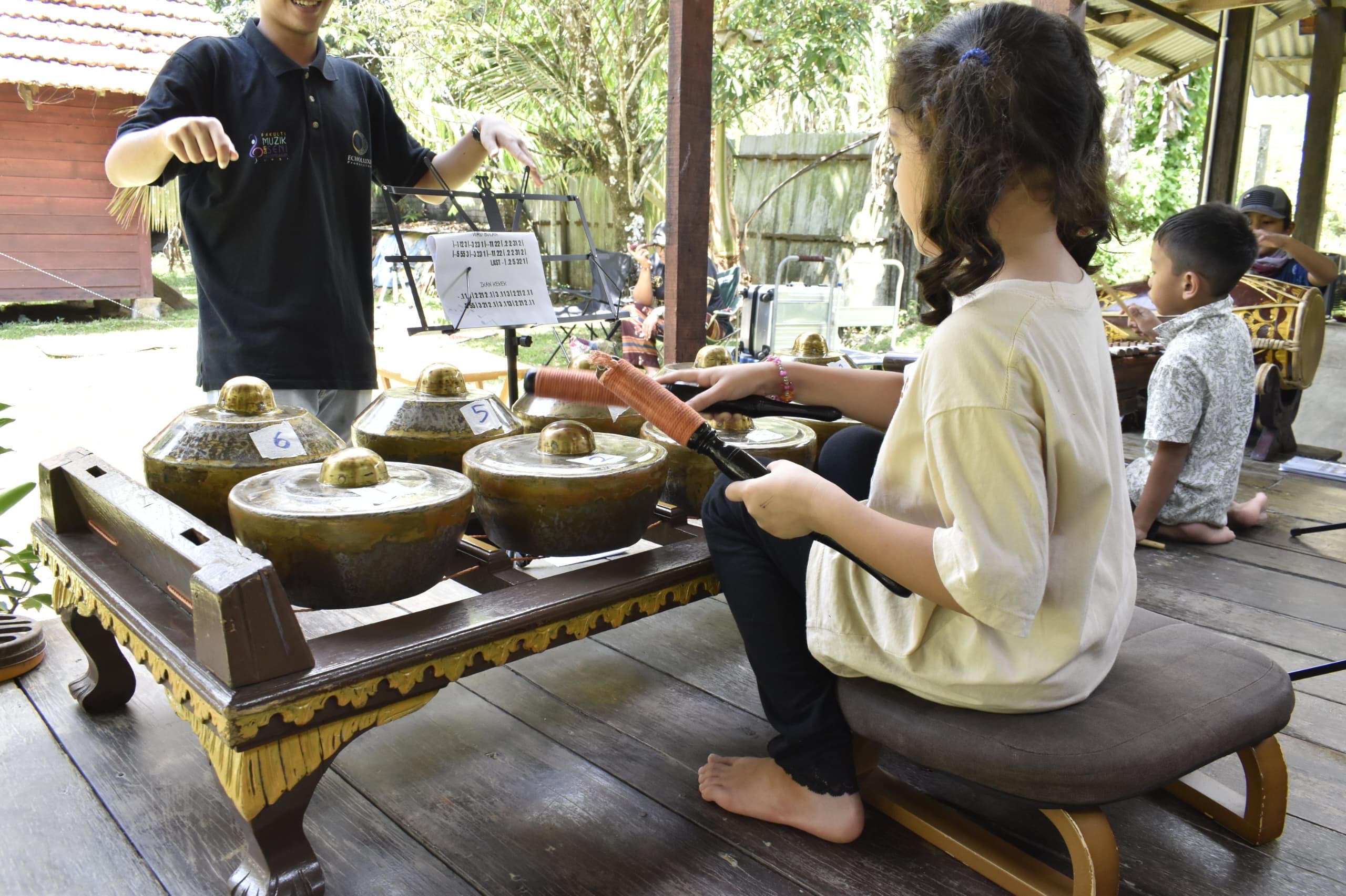 0afe5adb-e5f3-431e-8c12-91dad38157ea